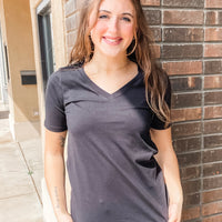 The Bailee Black V-Neck Short Sleeve Top