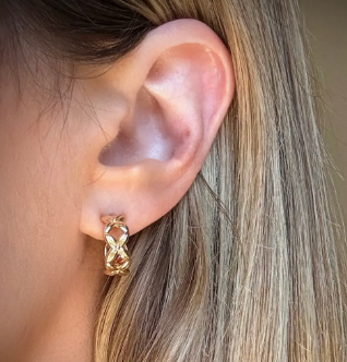 Criss-Cross Hoops