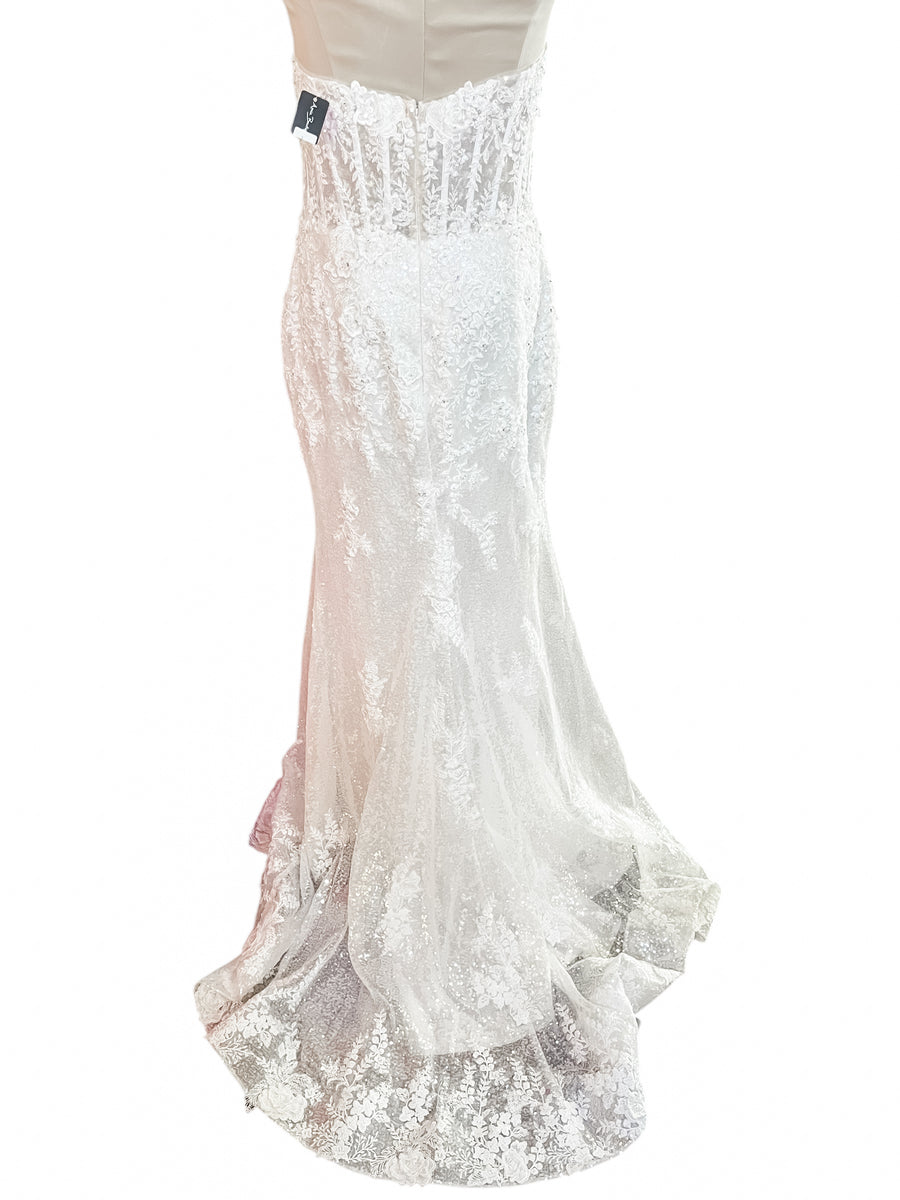 14 Ivory Sherri Hill New without tags