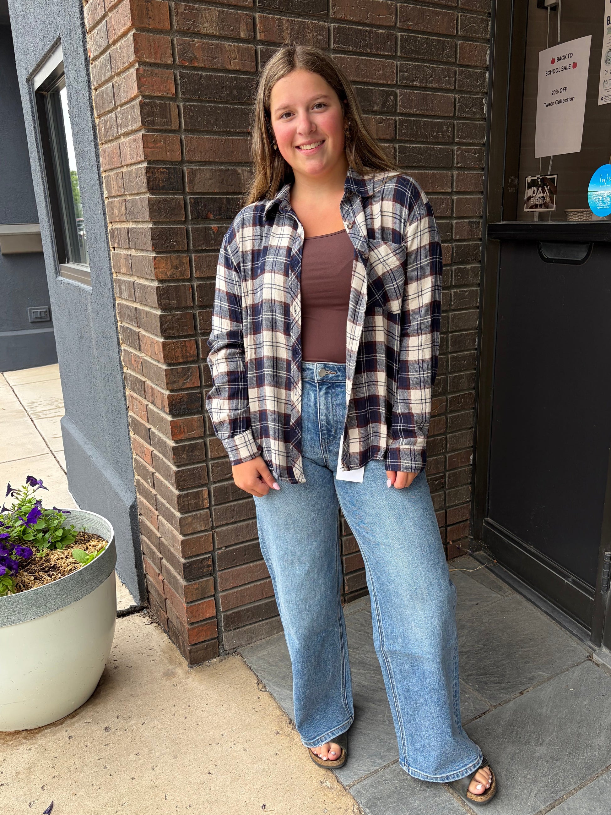 Mason Plaid Flannel In navy and brown 