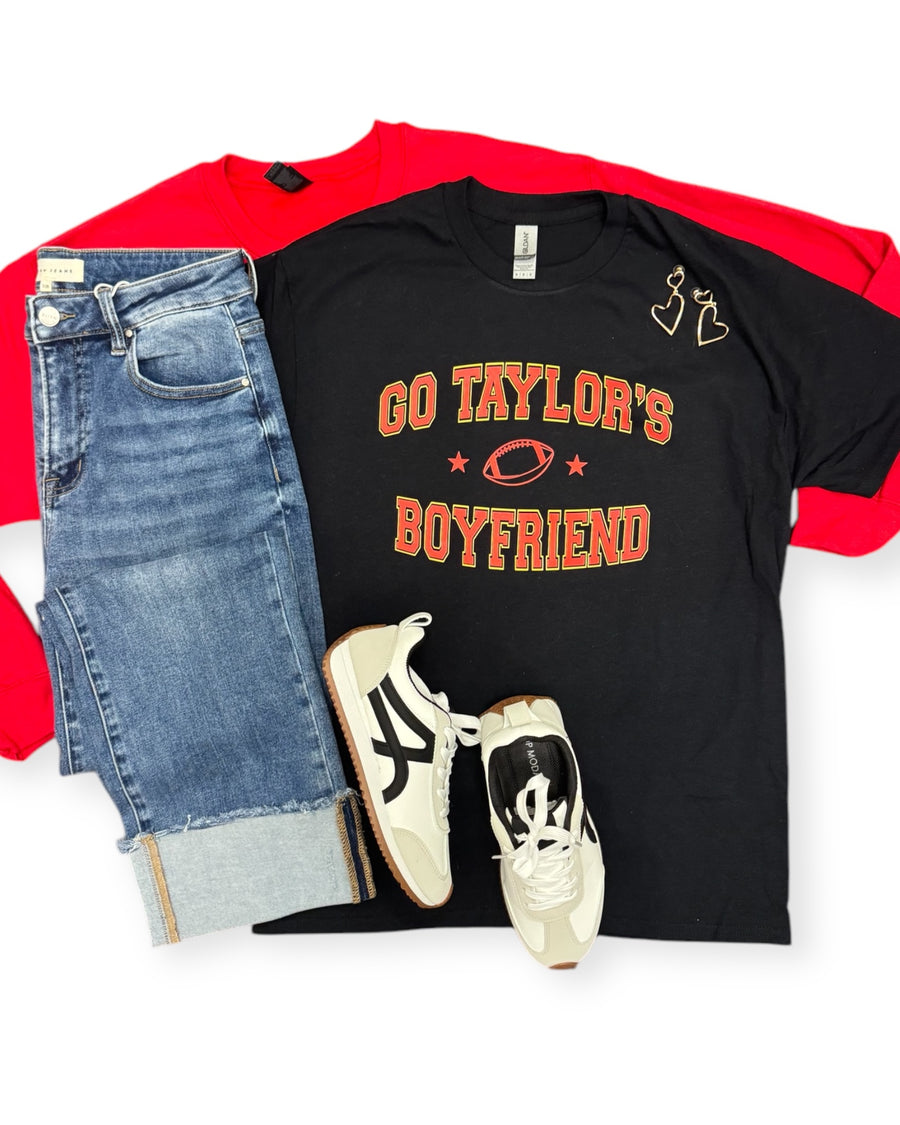 Go Taylor’s Boyfriend Black Tee