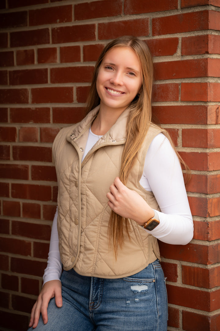 Quilted puffer vest button snap