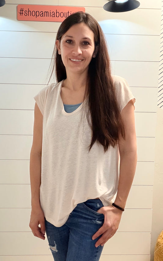 Detailed V-Neck Linen Tee-Natural