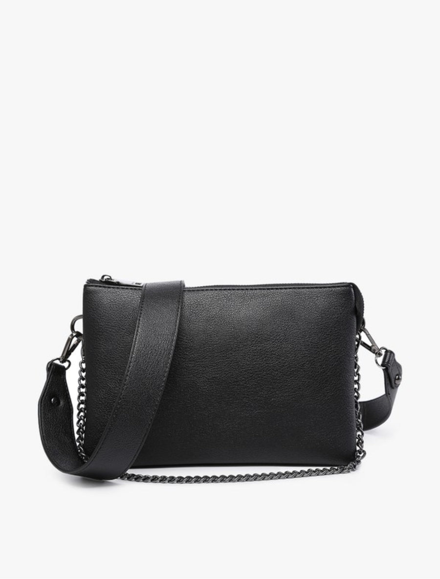 Izzy Black Chain Crossbody