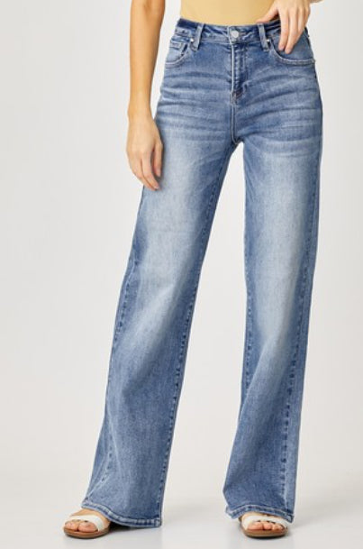 Risen Mid Rise Wide Leg Jeans