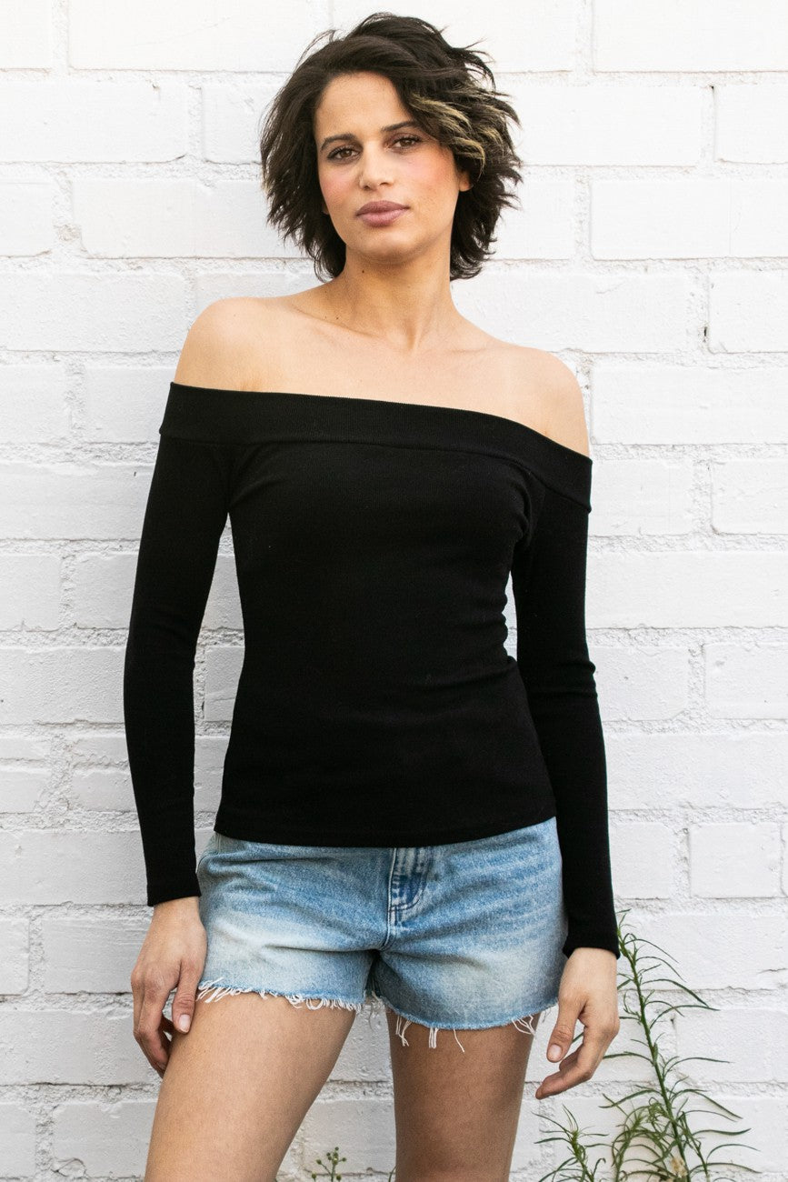 The Molly Black Off-The-Shoulder Ribbed Top