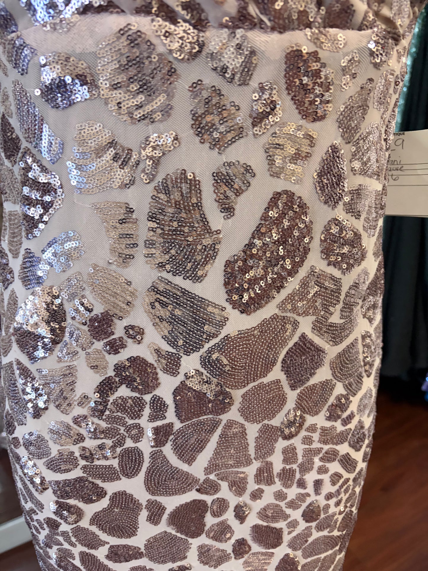 Jovani- Mauve-Size 6