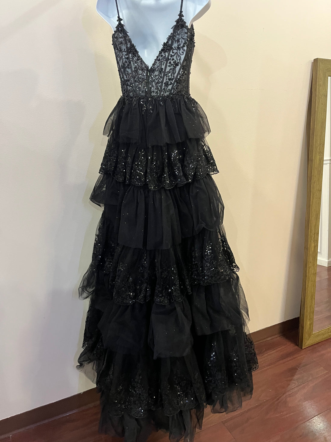 (5)Sherri Hill - Size 0 Black