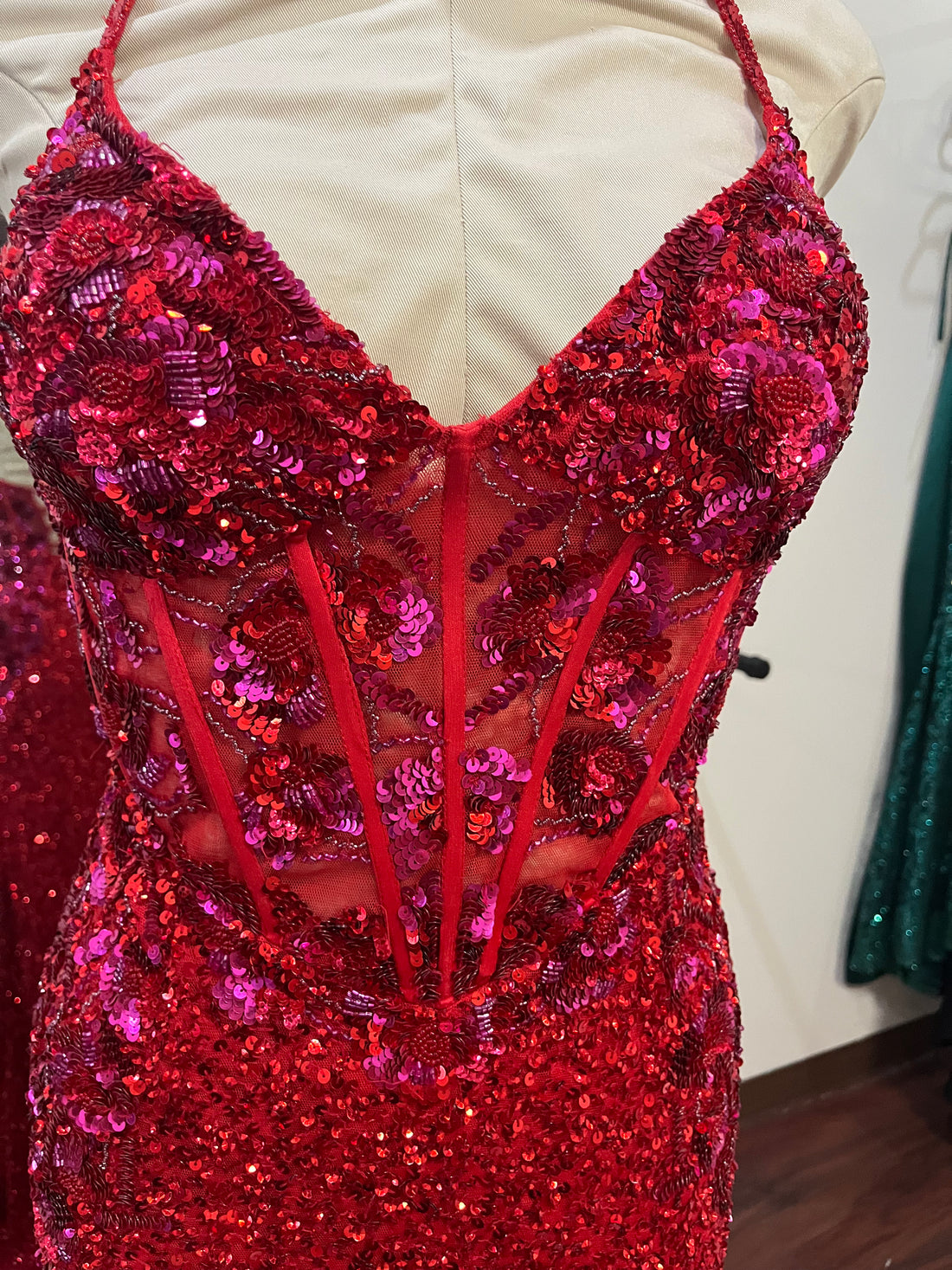 8-Rachel Allen-Red-Size 6