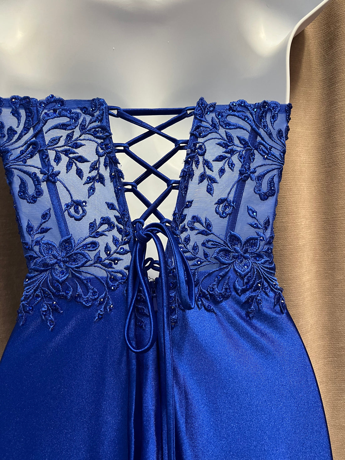 (11)Satin Lace Corset Gown – Size 0