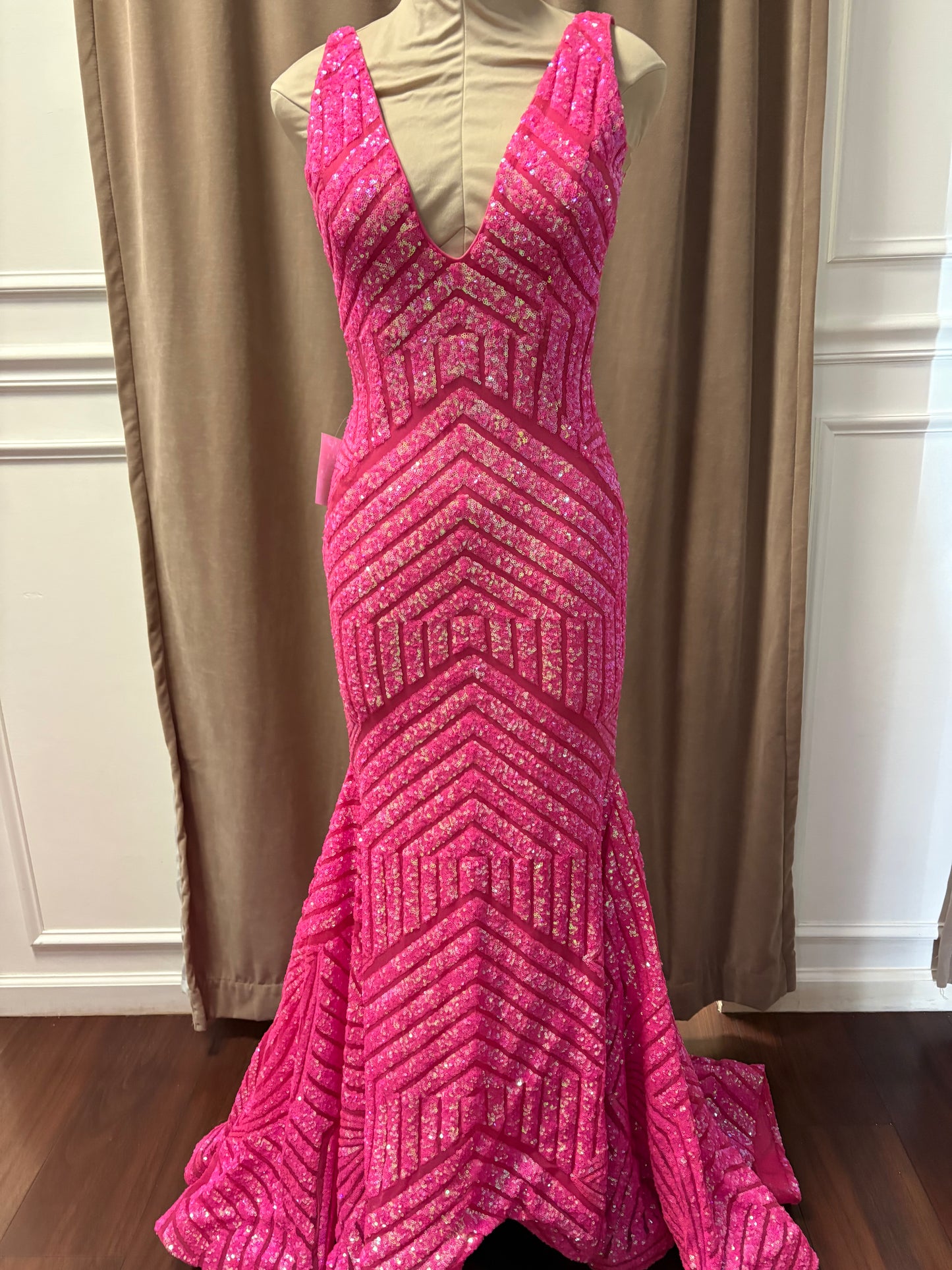 (18)Jovani Hot Pink Sequin Mermaid Prom Gown – Size 2