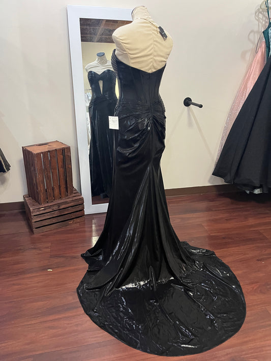 Sherri Hill Black Strapless Formal Gown – Size 8