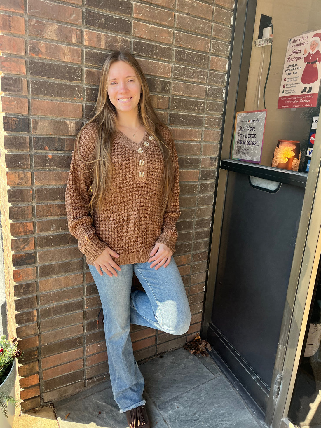 Thermal Henley sweater with detail buttons in brown color 