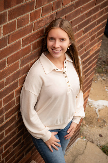 Collared button cream shirt