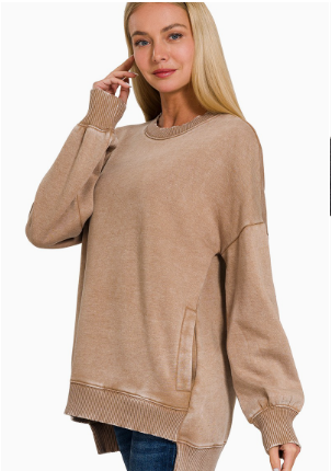 Relaxed Acid Wash Pullover in deep camel